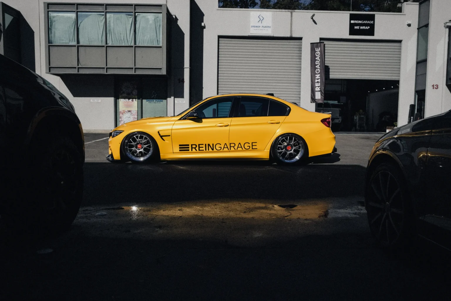 Detailed sports car, side profile